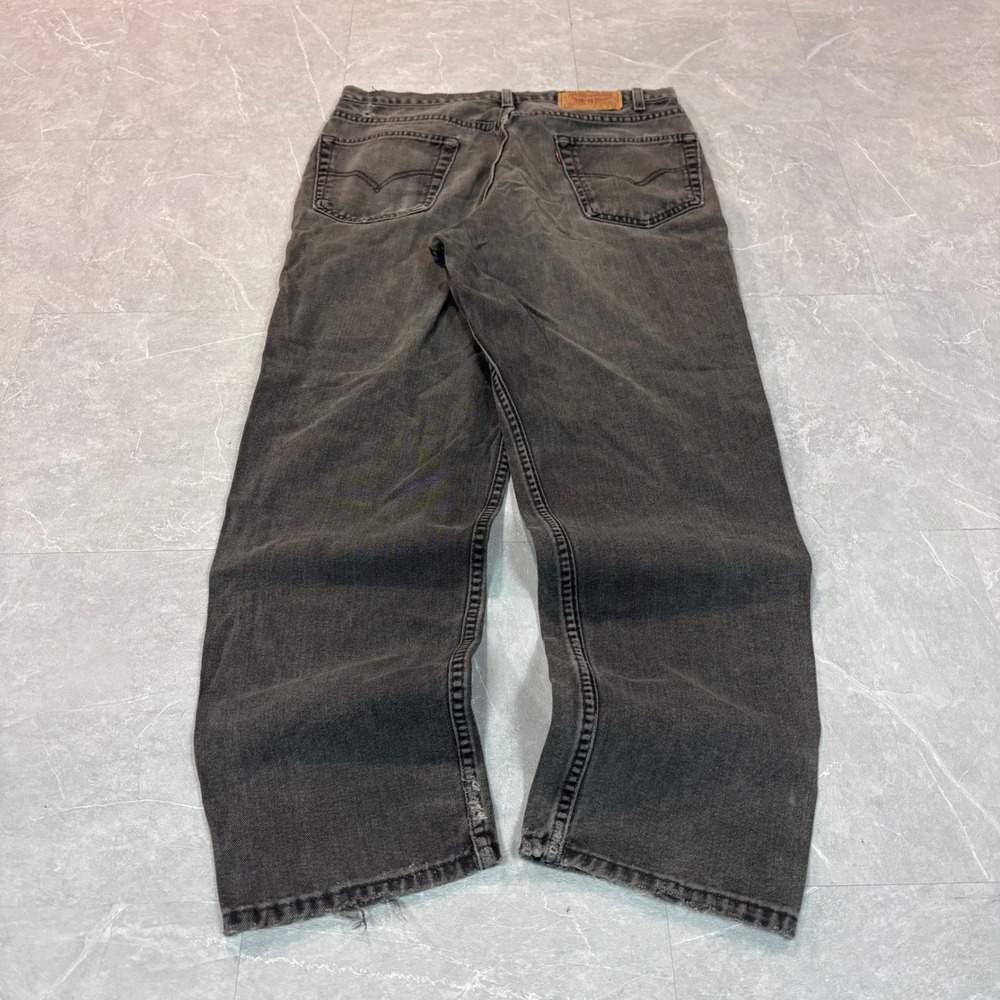 Vintage Levis 550 Relaxed Fit Jeans Mens 36x32 Faded Black Made in USA Denim